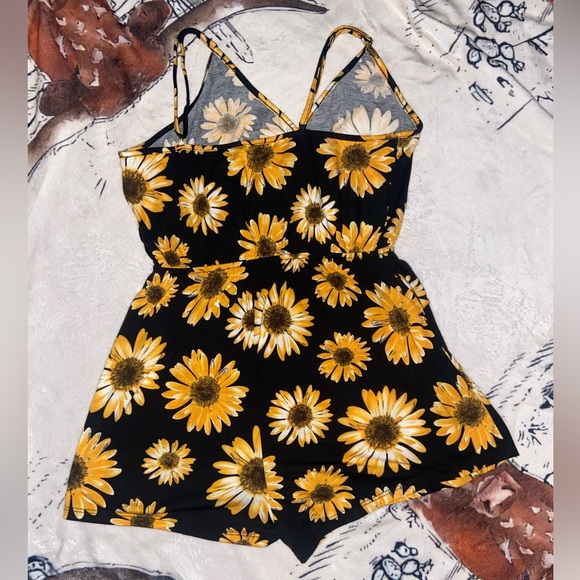 SHEIN SUNFLOWER ROMPER - Picture 2 of 5